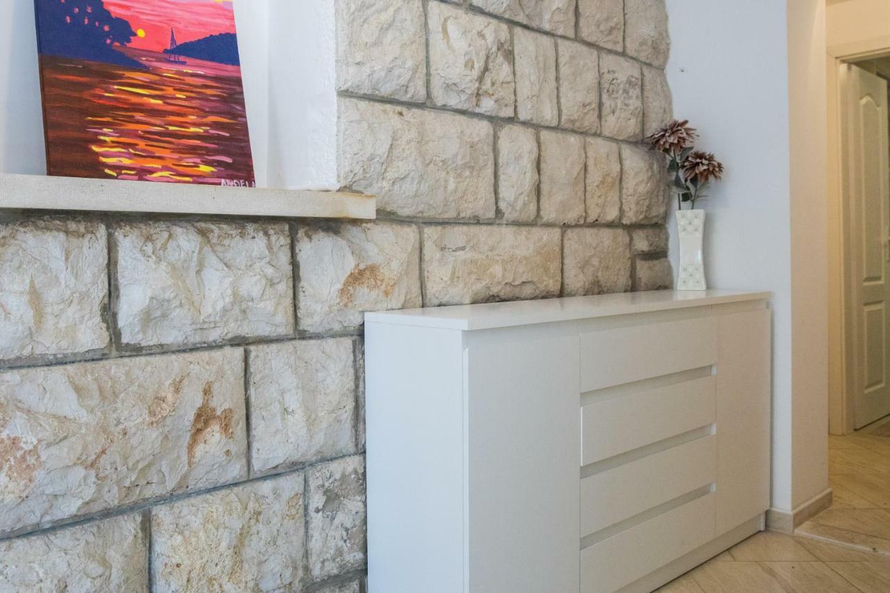 Nada Apartment *